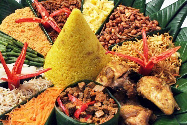 Tumpeng Nasi Kuning