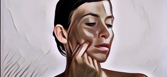 Bye-Bye Jerawat, Begini 4 Cara Mengurangi Minyak pada Wajah