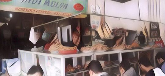 Kadang Dicap Sombong! Alasan Cewek Suka Malas Makan di Warteg