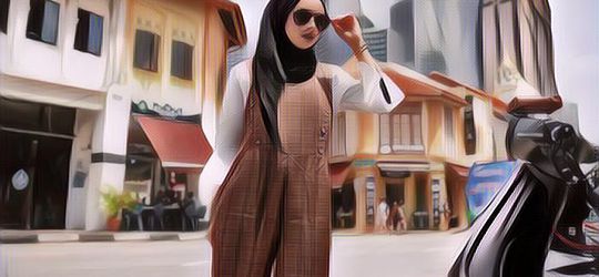 Bingung Cara Memadupadankan Baju dengan Hijab, Yuk Intip Outfit Harian Hijaber Erlinda Yuliana