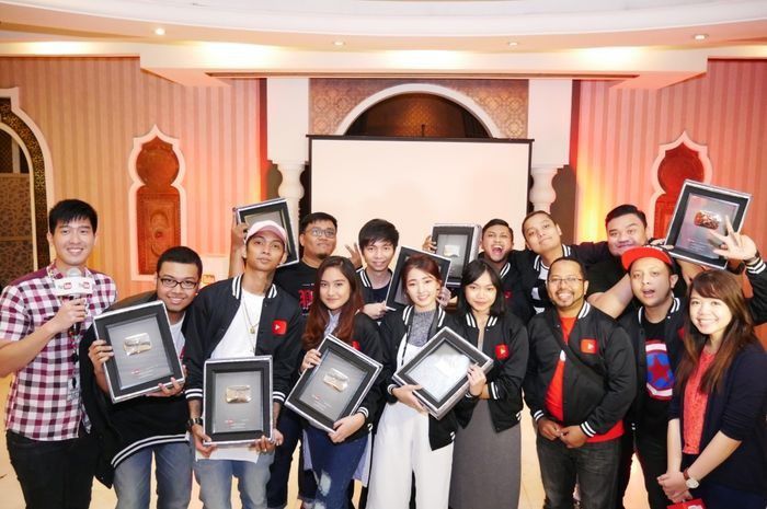 # Beda Influencer dan Content Creator