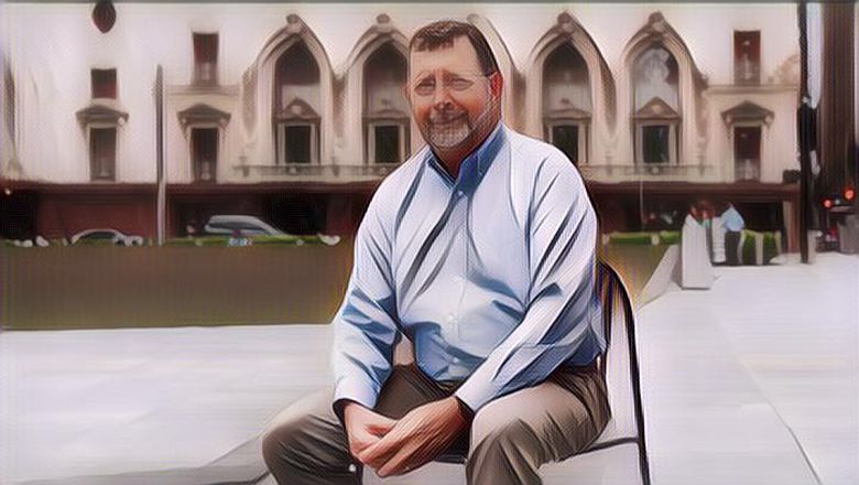 Definisi Loyalitas yang Sesungguhnya! Pria Ini Telah Bekerja Selama 50 Tahun di Perusahaan yang Sama