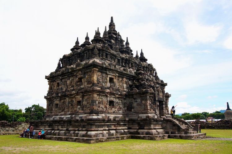 2. Candi Pawon