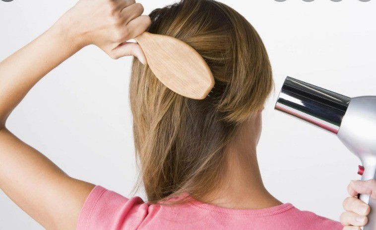 Cara Mudah Keringkan Rambut Tanpa Hair Dryer Wajib Dicoba Paragramid 