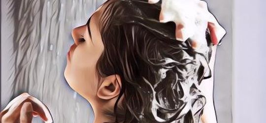 Sejarah dan Kandungan Shampo, Apa Keramas Itu Beneran Perlu?