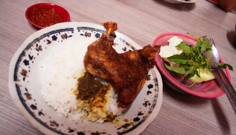 7. Nasi Bebek Goreng