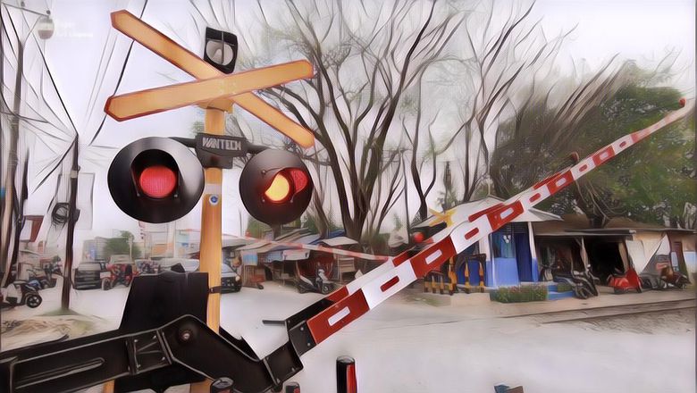 Miris, Penjaga Palang Kereta yang Selamatkan Nyawa Pemotor Hingga Viral Hanya Digaji 5 Ribu Per Hari!