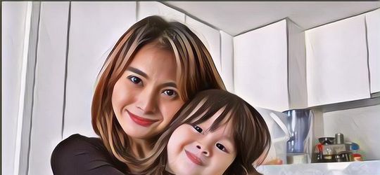 Selain Nikita Willy, Sejumlah Artis yang Melahirkan “Bayi Mahal” di Luar Negeri