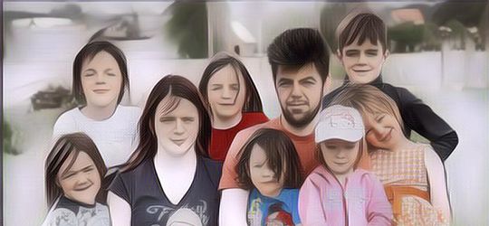 Unik Banget, Pasangan Ini Beri Nama 11 Anaknya Dengan 4 Huruf Yang Sama