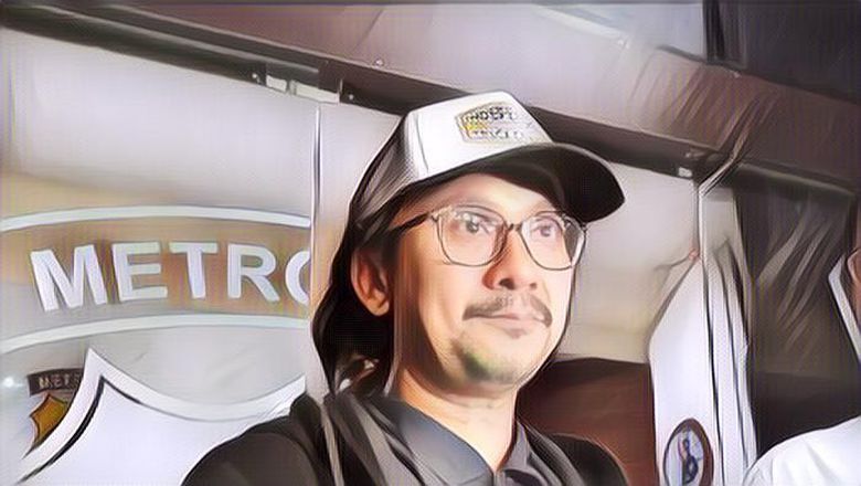 Tenangnya Wajah Vincent Rompies Saat Jelaskan Kasus Anaknya