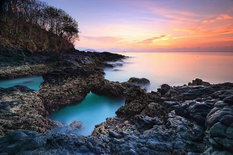 3. Pantai Bias Tugel