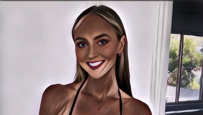 Ngaku Ditiduri 300 Pria Dalam Setahun, Model Cantik Ini Tuai Hujatan Hingga Berujung Dipecat