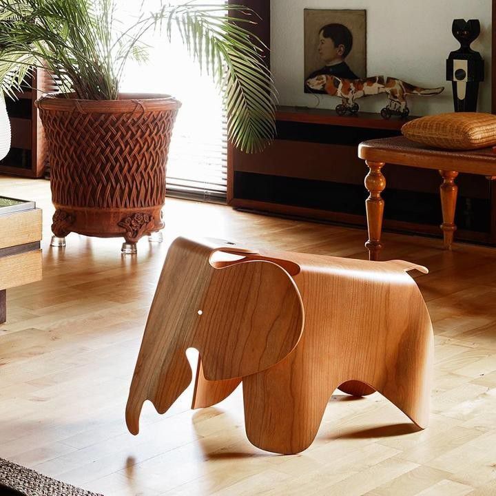 #6 Dekorasi berbentuk gajah