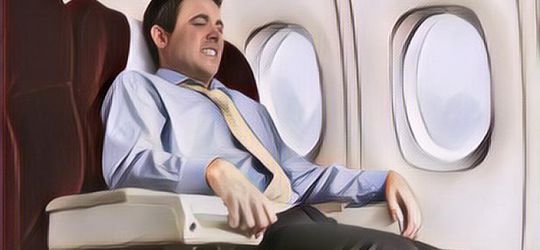 Takut Naik Pesawat? Yuk Ikutin Cara Ini Biar Mendadak Berani!