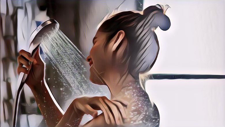 Wanita Ini Mandi dan Lakukan Live Instagram, Duh Keenakan yang Nonton