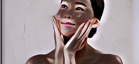 Nggak Cuma Enak, 4 Makanan Ini Bisa Bikin Kulit Glowing Lho!