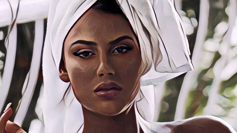 Model Ini Kepergok Bawa Narkoba yang Ditaruh di Kondom, Berakhir Lolos Penjara