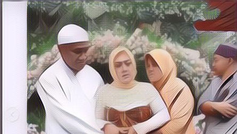 20 Tahun Menanti Buah Hati, Pasangan Ini Menangis Bahagia di Momen Tujuh Bulanan