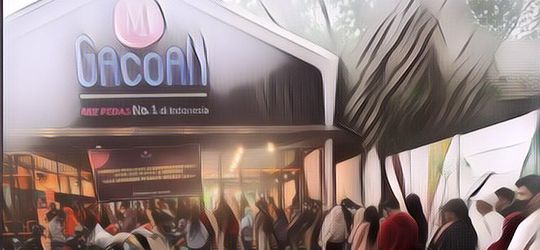 Viral Pengunjung Mie Gacoan Pingsan Akibat Terlalu Lama Mengantri