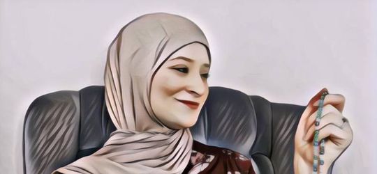 Bule Cantik Ini Memutuskan Mualaf Setelah Iseng Coba Pakai Hijab