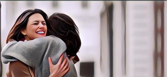 Kasus Covid-19 di Inggris Menurun, Warganya Diizinkan Berpelukan dengan Teman dan Keluarga