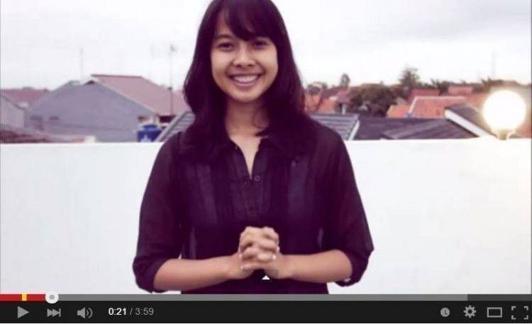 4. Bikin video ultah dari orang terdekat