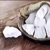 Gak Cuma Bisa Jadi Deodoran, Berikut Manfaat Batu Tawas untuk Kulit