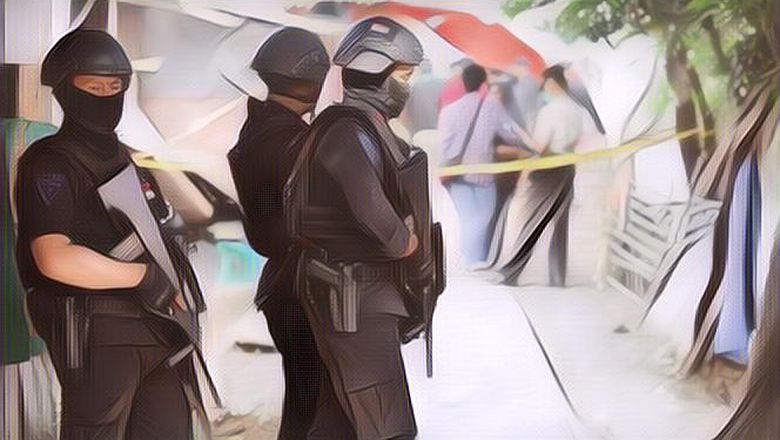3 Orang Ini Ditangkap Karena Diduga Teroris, Warga Syok