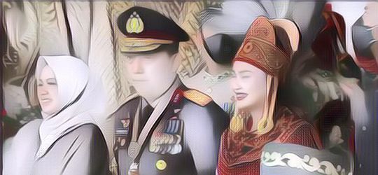 Ekspresi Kapolri Disorot Saat Joget Bareng Istri, Kepikiran Kasus Ferdy Sambo?