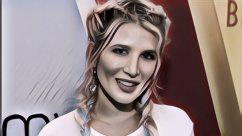 Seorang YouTuber Berakhir Koma Setelah Melahirkan di Rumahnya