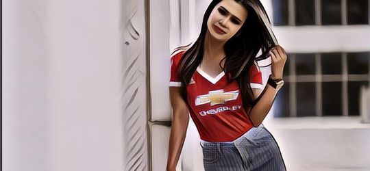 Terlalu Seksi, Maria Vania Sering Dapat 'Paketan' Tidak Senonoh