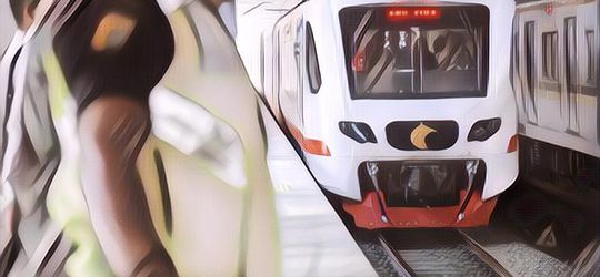 Ini Lho Perbedaan Antara Kereta Bandara dengan Skytrain Soekarno Hatta