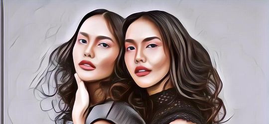 Inspirasi Baju Senada Ala Valerie Dan Veronika Buat Kamu Yang Kembar