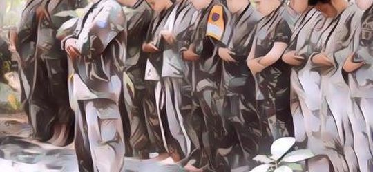 Menilik Cara Tentara Tunaikan Ibadah Salat Ketika Berada di Medan Perang