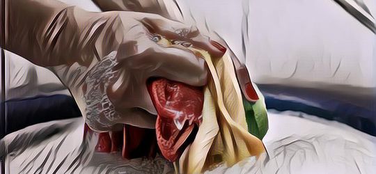 Baju Baru Tuh Sebaiknya Dicuci Dulu Nggak Sih?