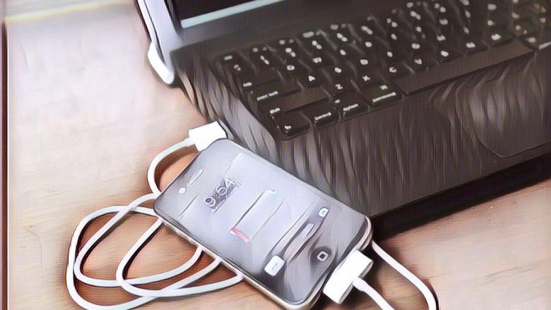 Warning! Ngecas Smartphone Lewat Laptop Berbahaya | Paragram.id