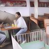 Hiii! Restoran Ini Dibagun Di Atas Kuburan Bikin Pengunjung Makan Di Samping Nisan, Tertarik Coba?