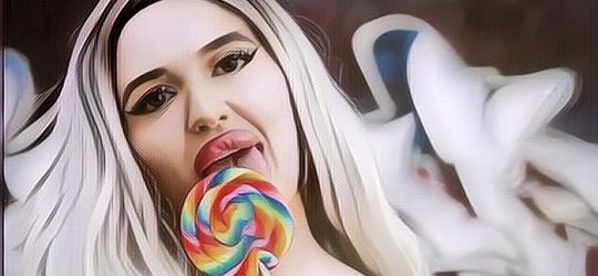 Terobsesi Menjadi Barbie, Wanita Ini Rela Sedot Lemak dan Implan Payudara Jadi Cup K