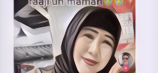 Viral Cerita Pilu Seorang Pria yang Menyaksikan Penguburan Jenazah Ibunya Dari Ponsel