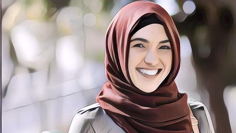 Pakai Hijab Tapi Rambut Jadi Sering Bau? Coba Atasi dengan Cara Ini Supaya Rambut Tetap Harum