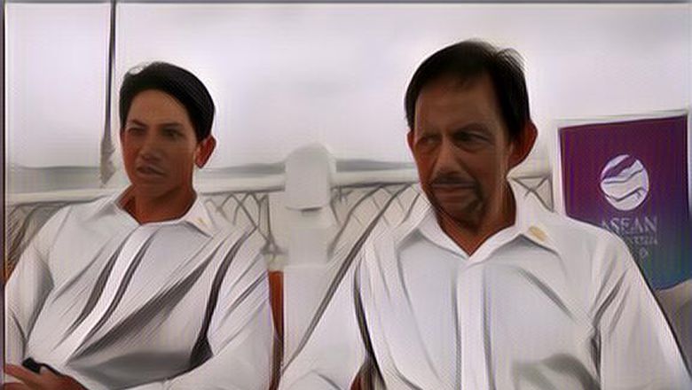 Gagahnya Abdul Mateen Si Pangeran Brunei yang Tersenyum Dipanggil “Mas” Saat Kunjungi Indonesia