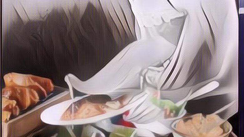 5 Jimat Penglaris Makanan yang Paling Mujarab, dari Kencing Tuyul, Celana Dalam, dan Air Rendaman Kaki