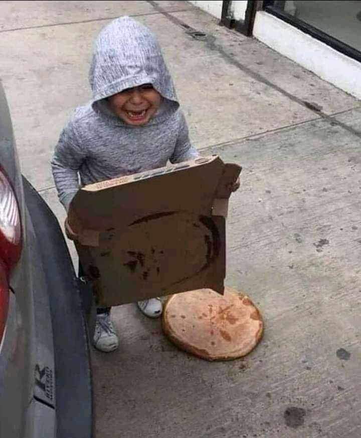 6. Yah, sayang banget pizzanya