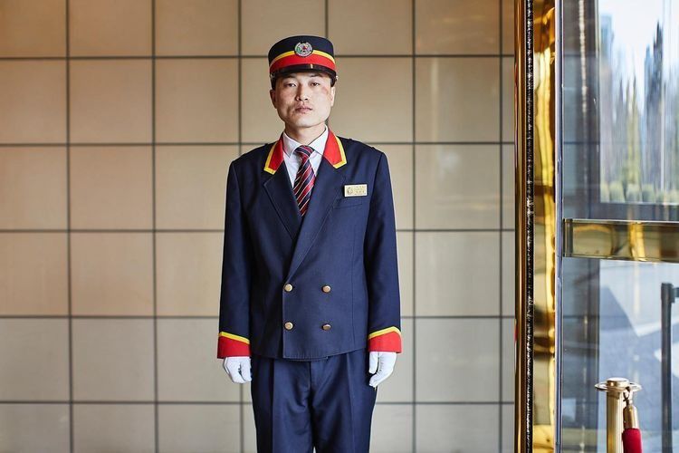 Bangunan hotel yang unik dengan interior kuno