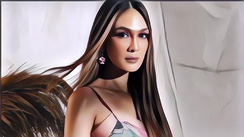 Luna Maya Keciduk Pakai Cardigan Harga Rp 41 Juta, Netizen Beri Pujian