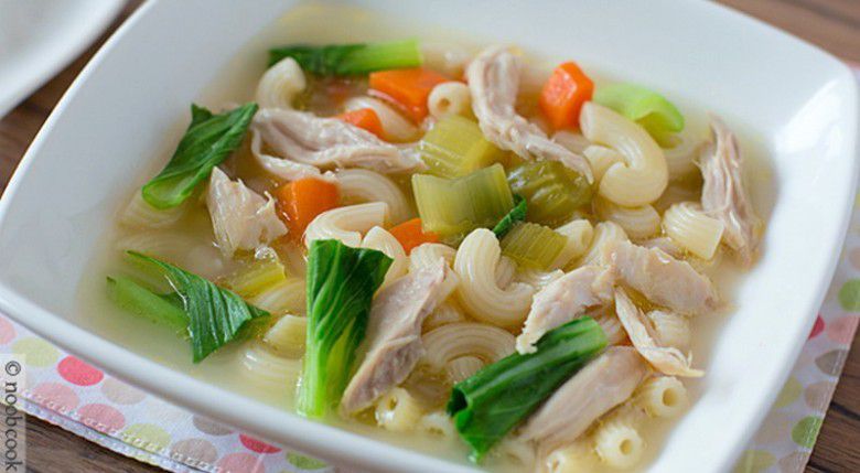 1. Sup Ayam Makaroni