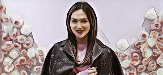 Dena Rachman Sempat Menjadi Ateis Hingga Akhirnya Pindah Agama dan Memeluk Nasrani