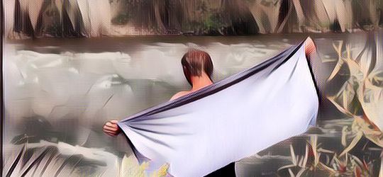 Rekomendasi Bahan Handuk yang Cocok untuk Traveling, Kamu Suka yang Mana?