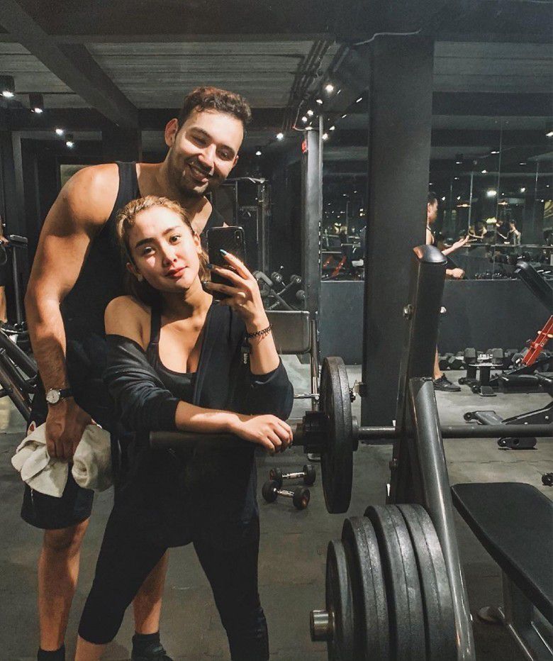 3. Suka ngegym bareng