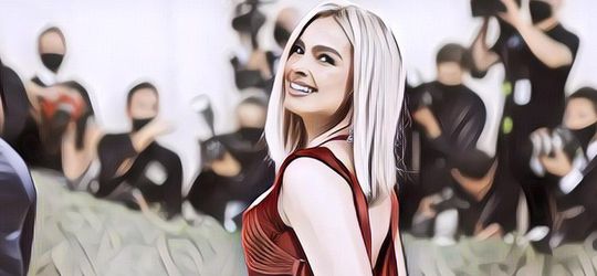 Artis TikTok Ini Disindir Netizen Karena Pinjam Baju Kourtney Kardashian Untuk MET Gala 2021